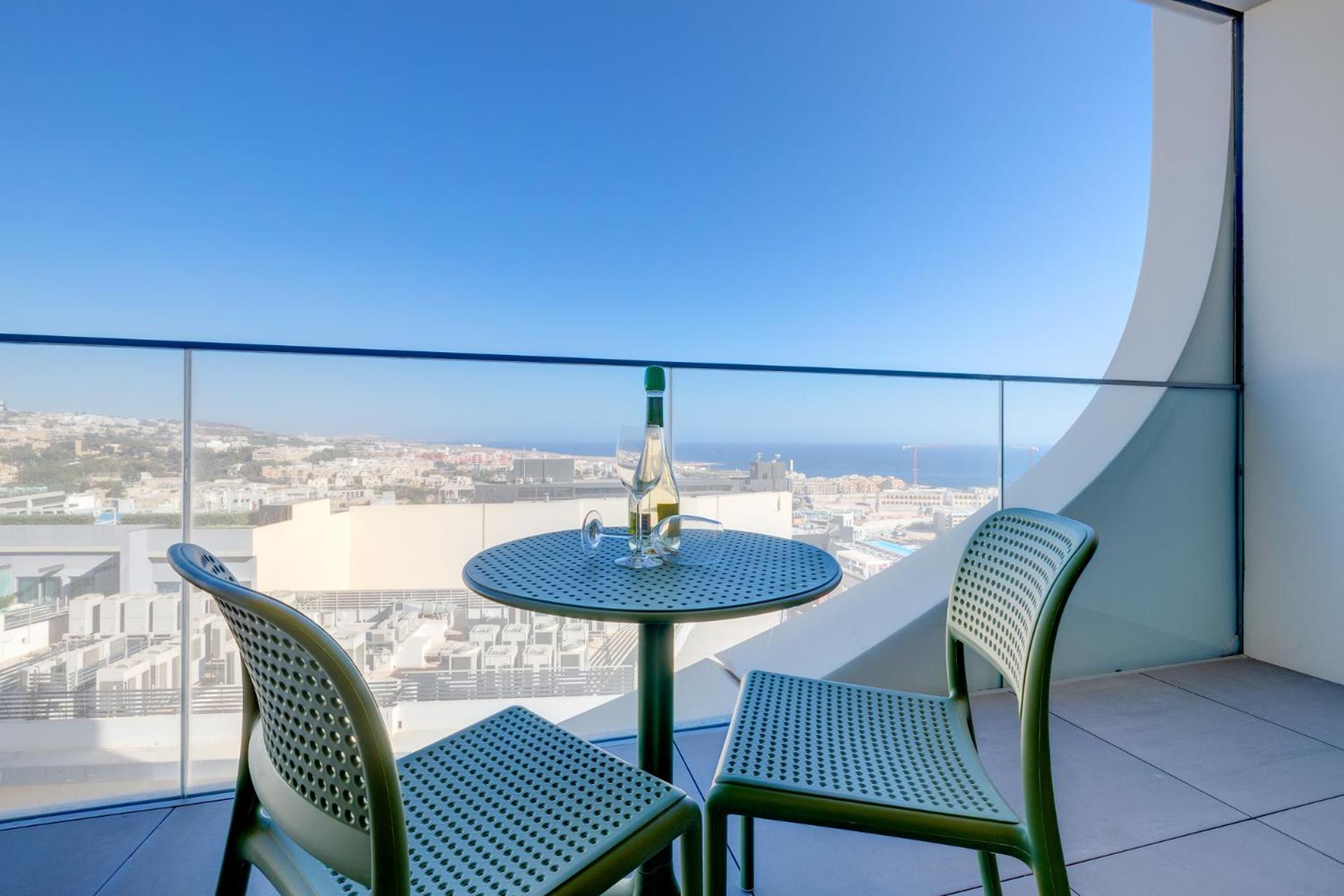 Mercury Tower Apartment San Ġiljan