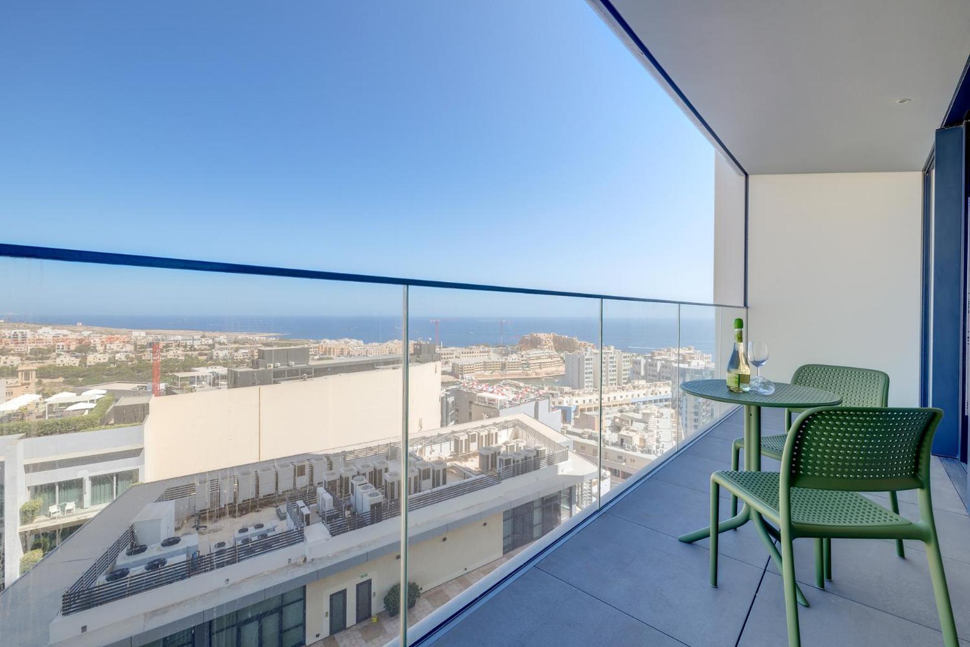Mercury Tower Apartment *